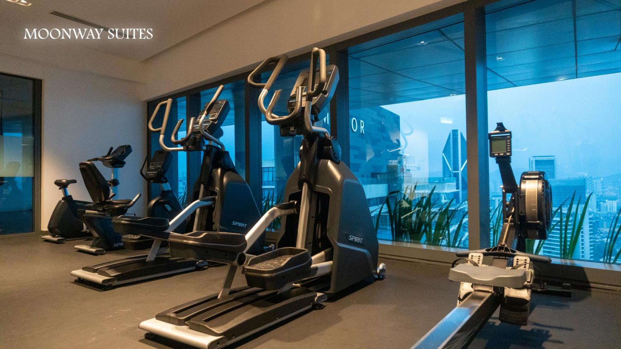 Moonway Suites At Eaton Klcc Kuala Lumpur Exteriör bild