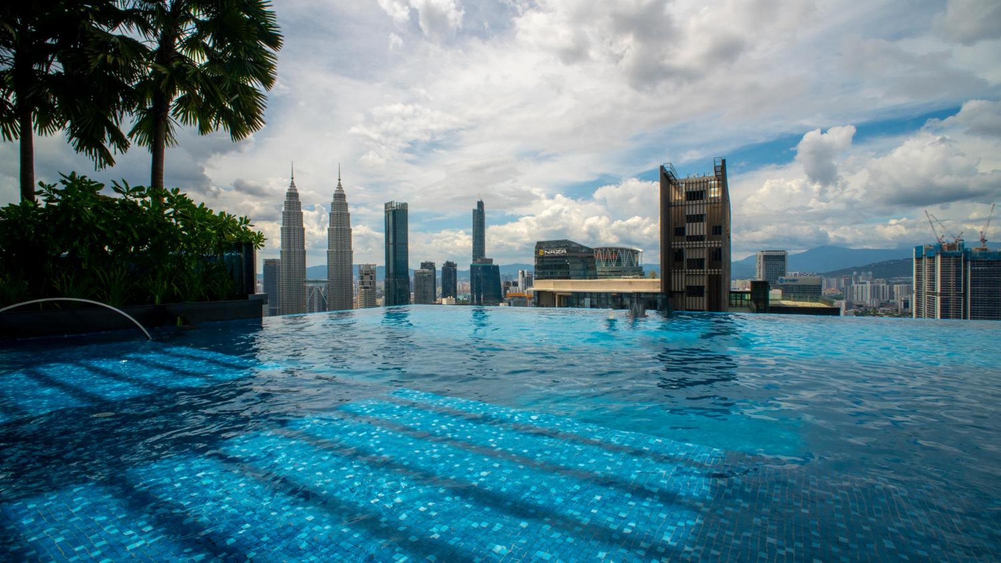 Moonway Suites At Eaton Klcc Kuala Lumpur Exteriör bild