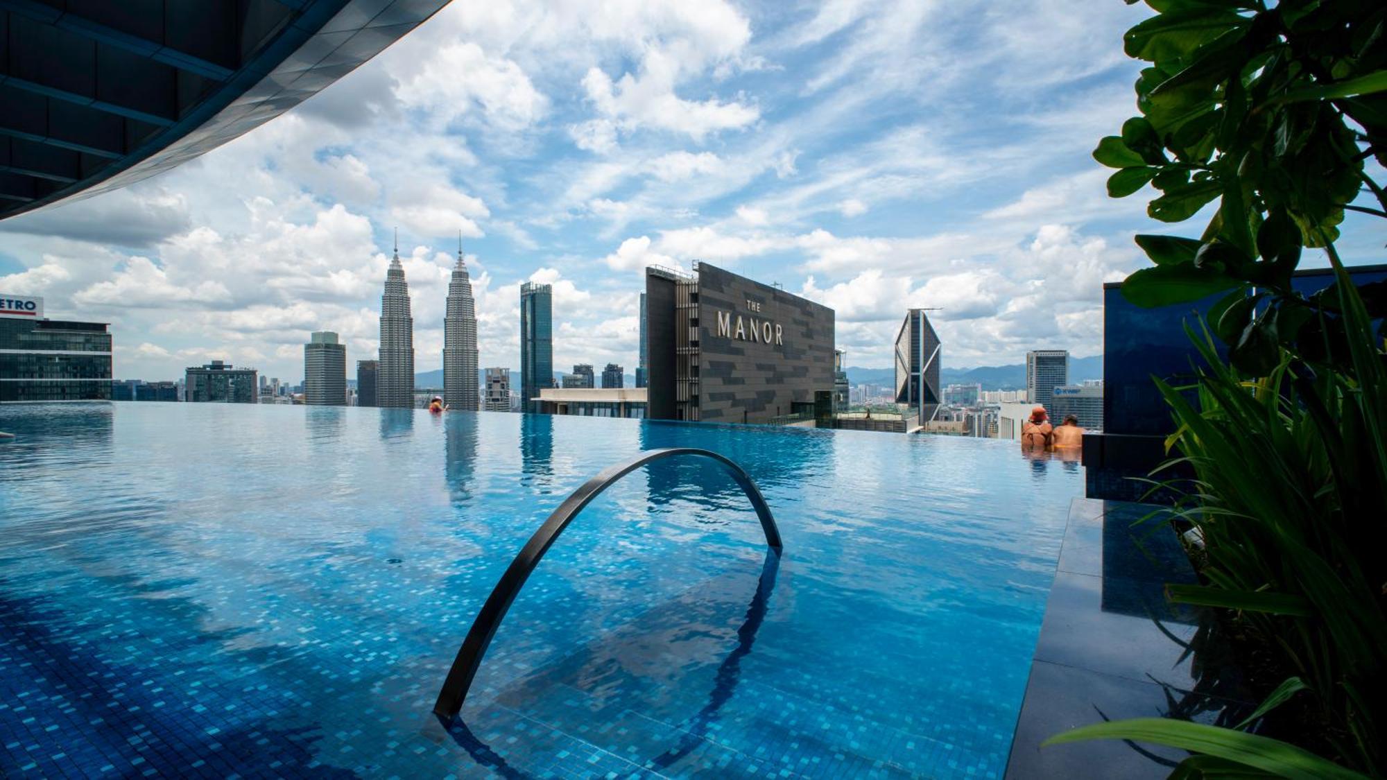 Moonway Suites At Eaton Klcc Kuala Lumpur Exteriör bild
